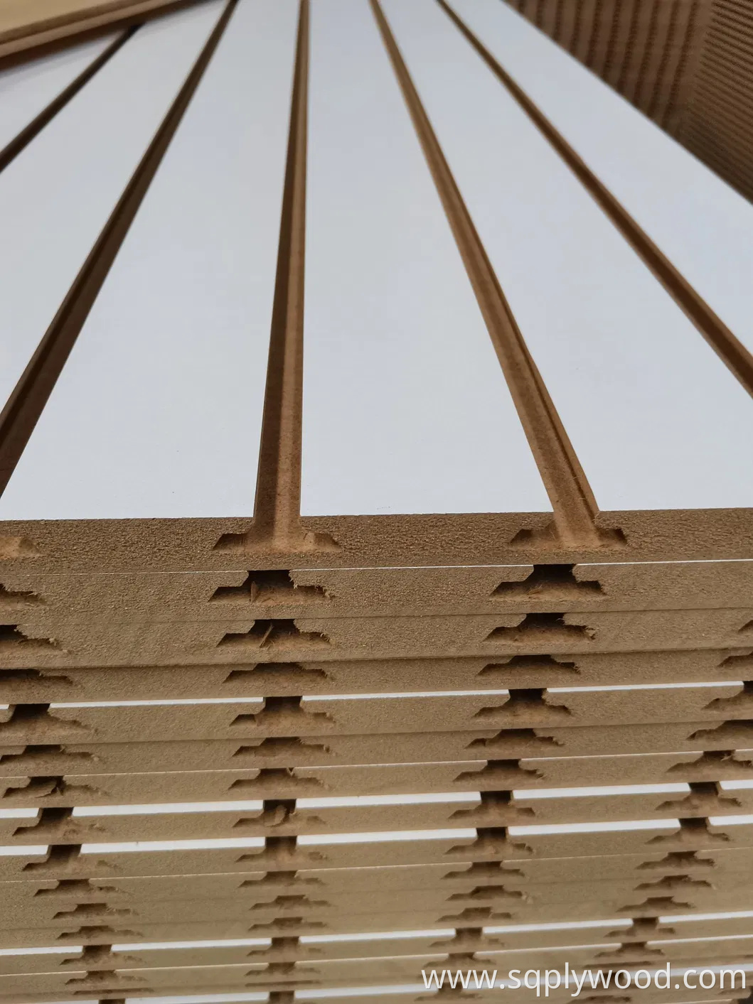 Factory-Groove and Slot White Melamine MDF in 12mm 15mm 18mm